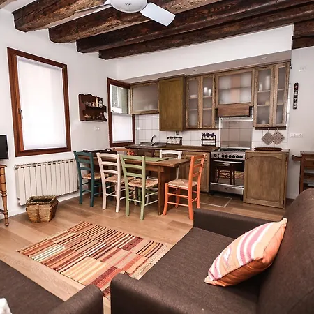 Ca' Del Remo Antico Apartament *